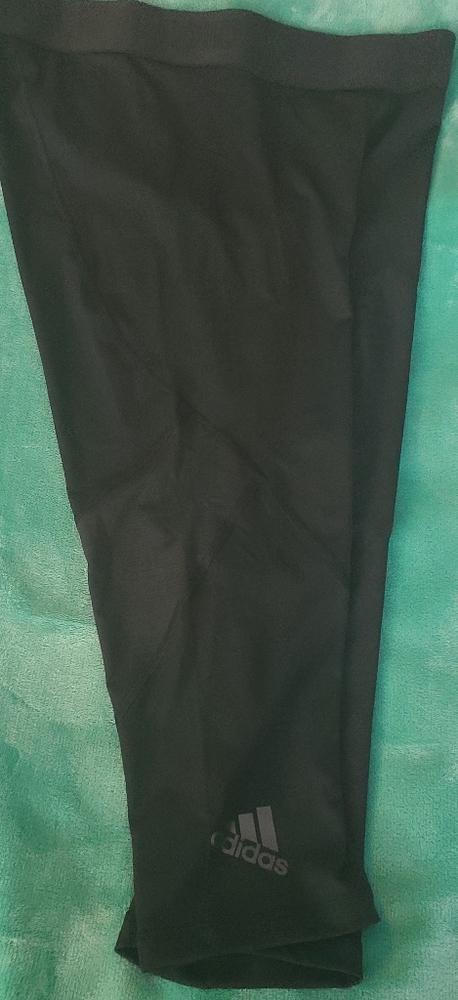 New Adidas black capri